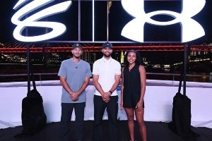 库里社媒晒出一大波中国行图片&amp;视频：这里的能量不可思议